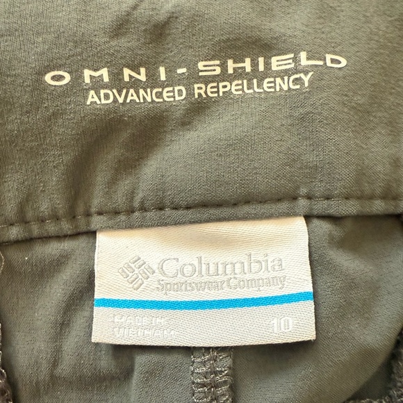 Columbia Omni Shield Outdoor Athletic Gray Crop Pant Women’s Size 10 - Picture 9 of 12